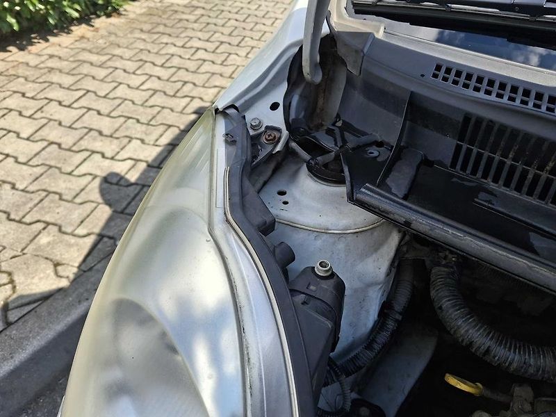Peugeot 107 1,0 7B64871 - fotka 11 z 17