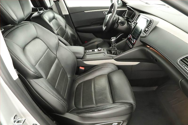 Renault Talisman (2019) Initiale Paris 1.7 Blue dCi - fotka 7 z 17