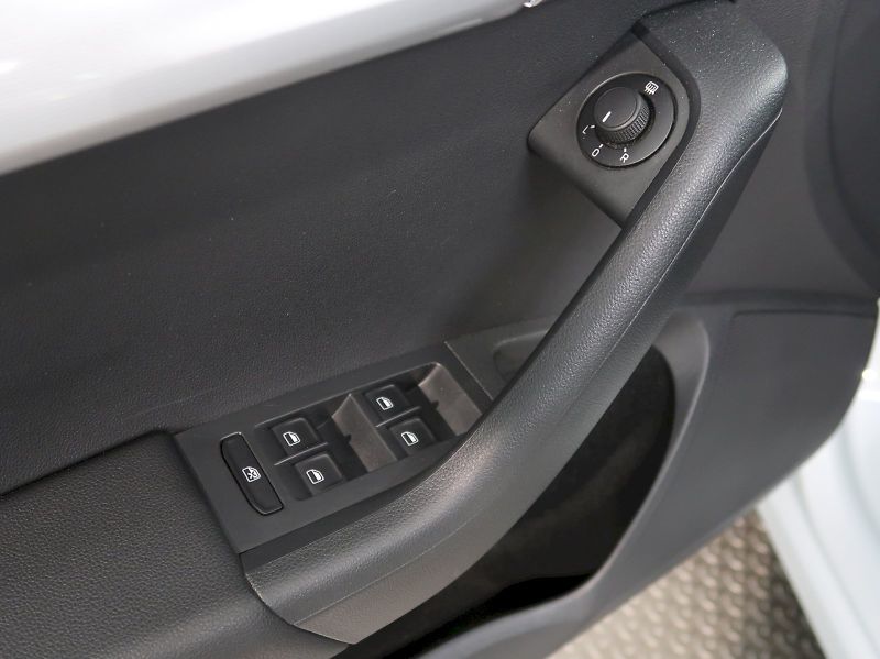 Škoda Octavia (2014) ELEGANCE 1.4TSI 103KW - fotka 30 z 33
