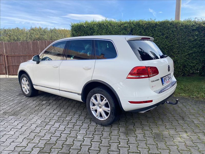 Volkswagen Touareg 3,0 TDI V6 4motion / záruka - fotka 3 z 47