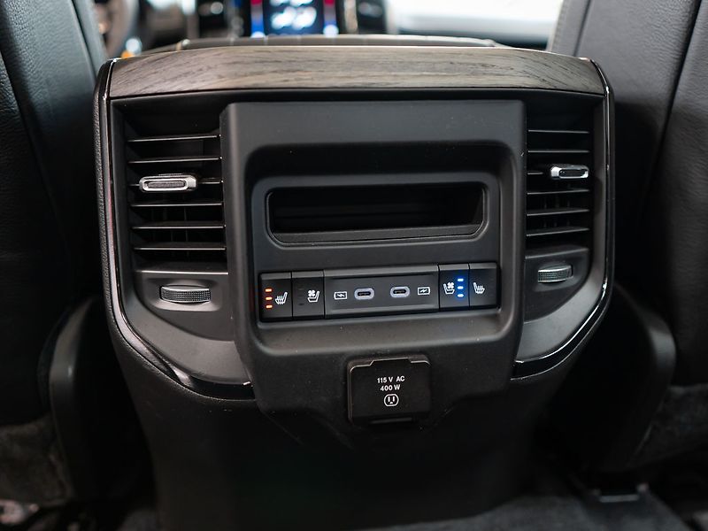 Dodge RAM (2026) 5.7 HEMI V8 Limited 2026 - fotka 43 z 50