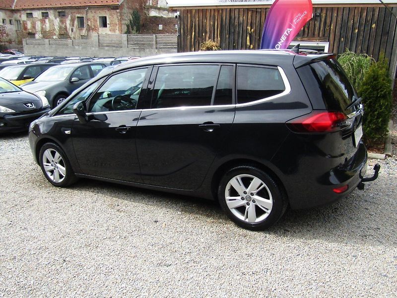 Opel Zafira (2015) 2.0 CDTi ÚPLNÁ SERVISNÍ HISTOR - fotka 4 z 48