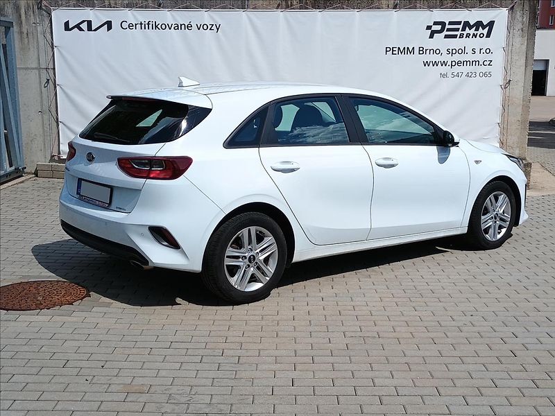 Kia Ceed 1,5 T-GDi GPF 7DCT Spin - fotka 2 z 8