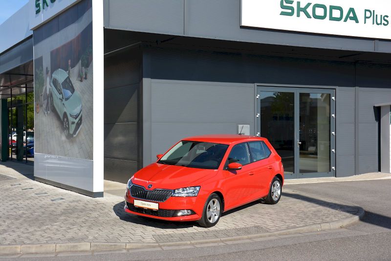 Škoda Fabia (2022) 1.0 TSI 70 kW Ambition PLUS - fotka 23 z 24