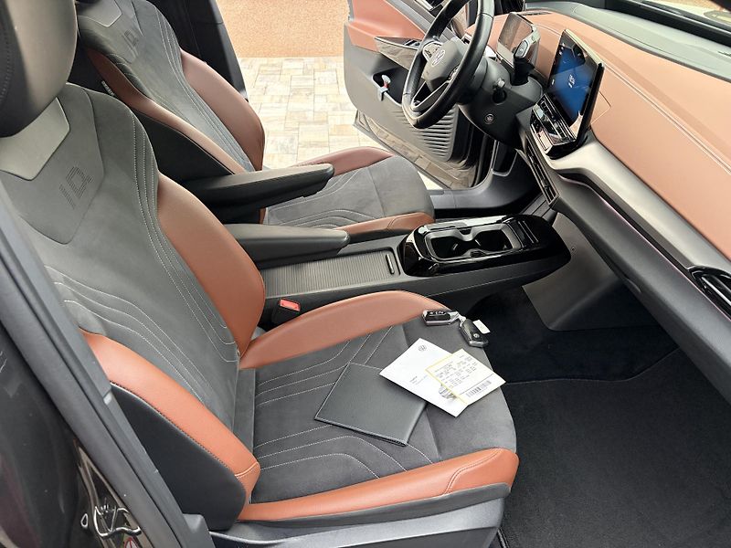 Volkswagen ID.4 (2021) Pro, 77kwh,p.kamera,Matrix - fotka 14 z 14