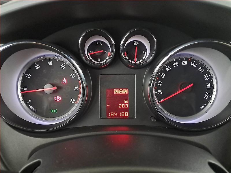 Opel Meriva (2013) 1.4 Turbo, Tempomat - fotka 11 z 17