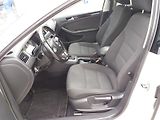 Volkswagen Jetta 1.4TSi,DSG,90kW,SERVI.KNÍŽKA!! - náhled 13