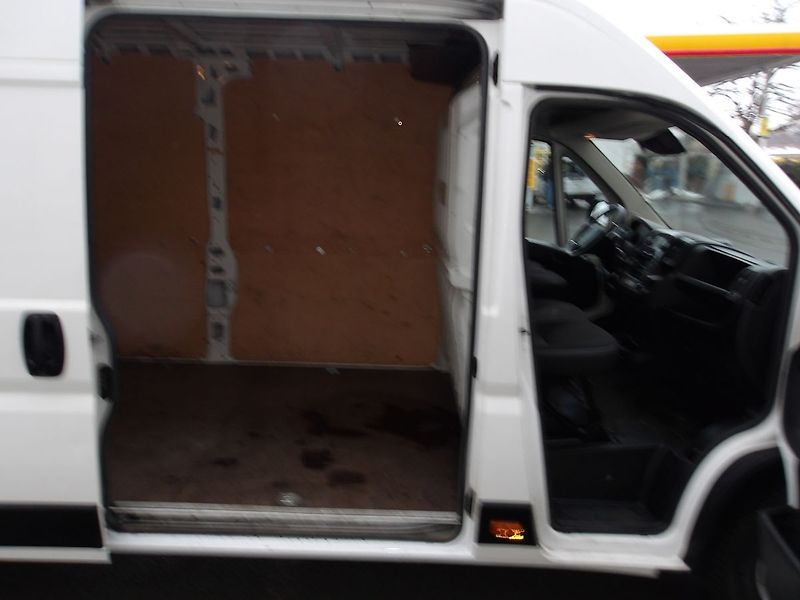 Citroën Jumper 2,2HDi L3H3 PO ROZVODECH !!! - fotka 18 z 35