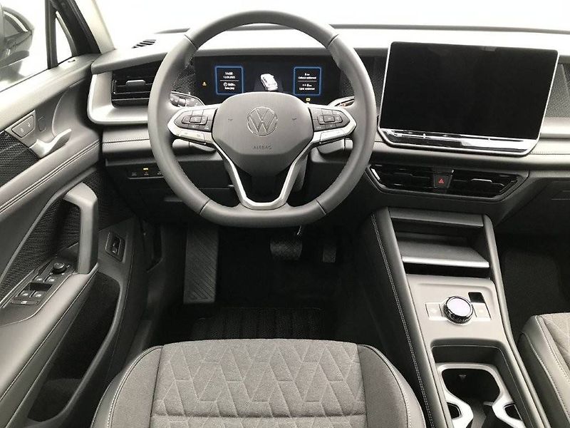 Volkswagen Tayron (2026) People 7DSG 2,0TDi - fotka 6 z 7