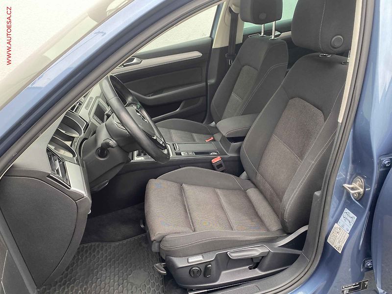 Volkswagen Passat (2015) 1.4TSi, Comfortline - fotka 9 z 17