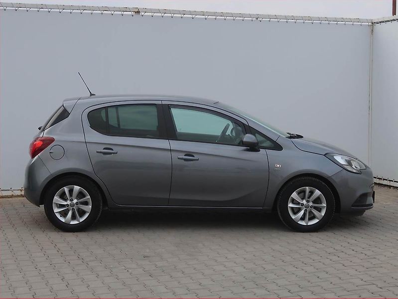 Opel Corsa (2018) 1.4 Turbo, Serv.kniha - fotka 6 z 15