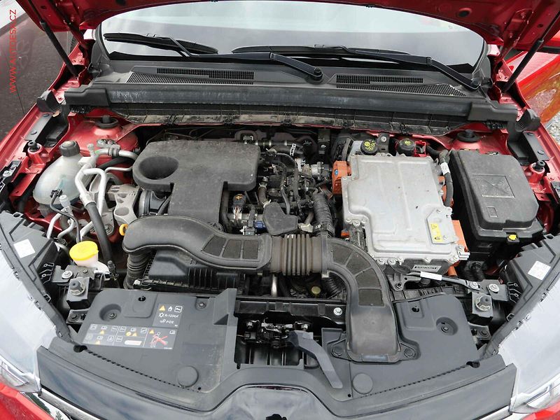 Renault Arkana (2023) 1.6 SCe, ČR, AT, LED, navi - fotka 31 z 31