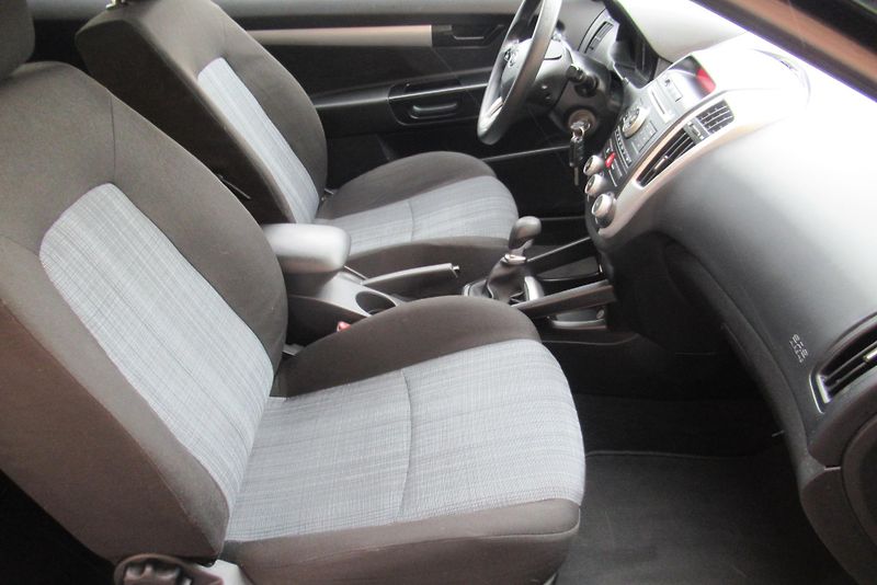 Kia Ceed 1.4i CVVT KLIMA SADA KOL - fotka 13 z 18