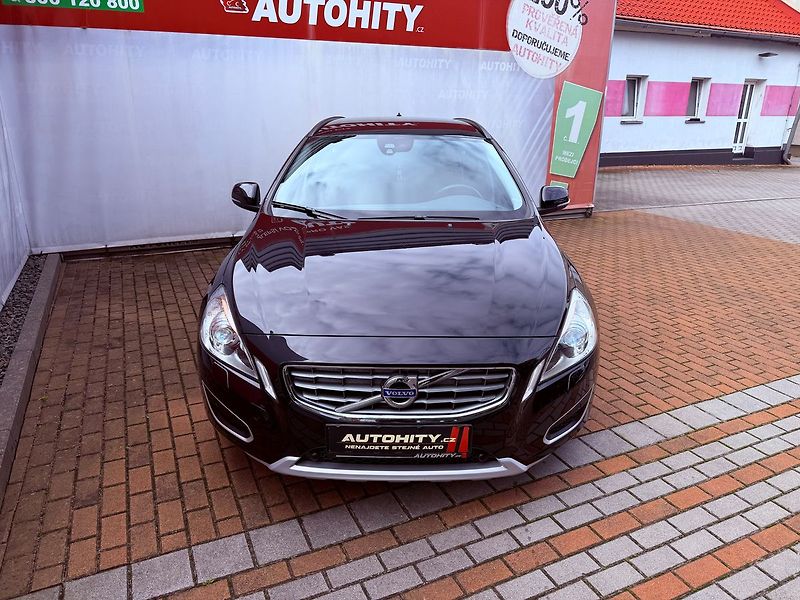 Volvo V60 D2 CrossCountry, ČR, 1.Maj - fotka 2 z 30
