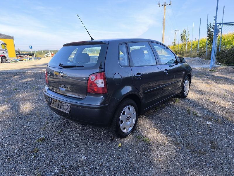 Volkswagen Polo (2004) 1.2 DOLOŽENÉ KM - fotka 6 z 28
