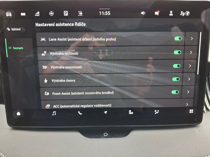 Škoda Superb (2025) Combi iV SportLine DSG 1,5TSi - fotka 24 z 35