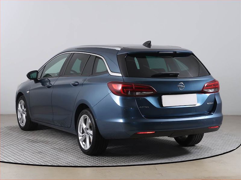 Opel Astra (2016) 1.6 CDTI, Serv.kniha, Navi - fotka 4 z 18