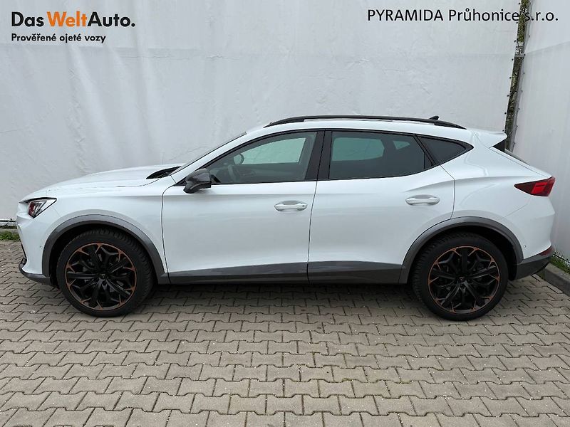 Cupra Formentor (2022) 2.0 TSI 140 kW DSG 4WD - fotka 3 z 27