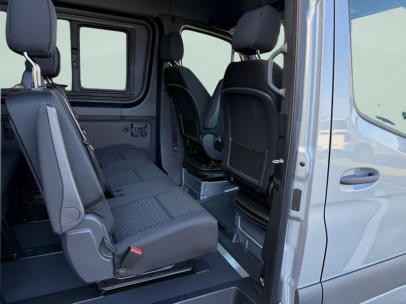 Mercedes-Benz Sprinter (2026) Select TOURER 4x2 8 míst autom - fotka 17 z 18