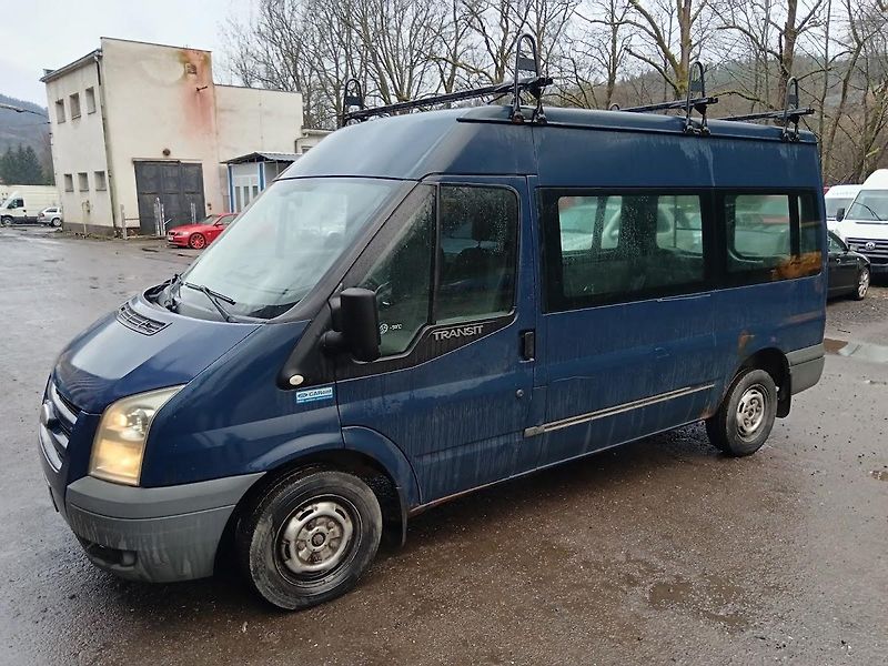 Ford Transit (2009) 300M  85 kw 9 míst odpočet - fotka 1 z 11
