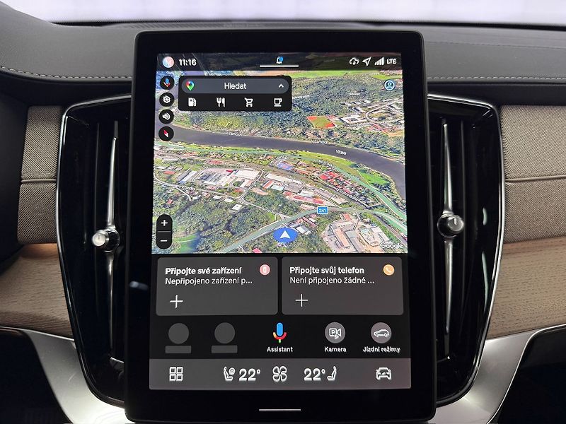 Volvo XC90 B5 AWD PLUS DARK, PANORAMA, H& - fotka 13 z 33