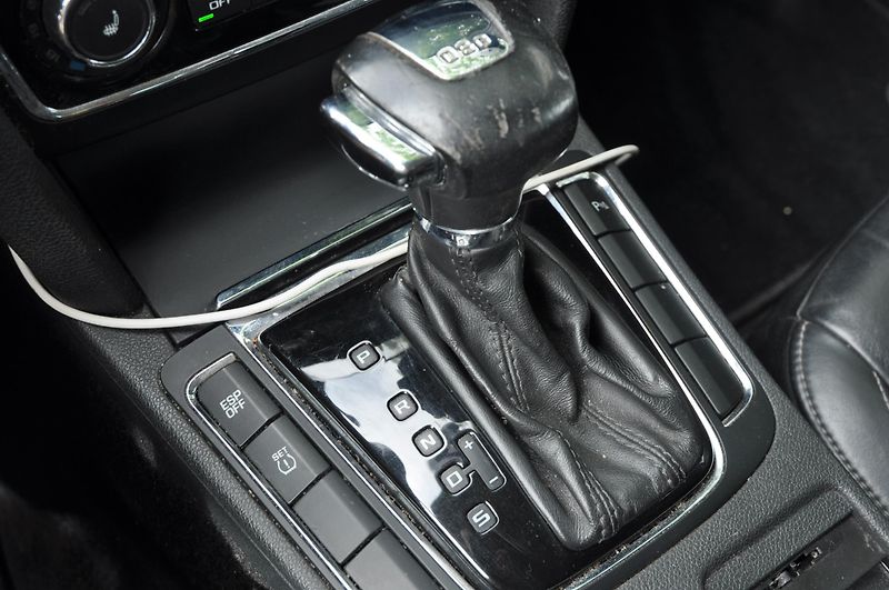 Škoda Superb II 2.0TDi 103kW Elegance  - fotka 15 z 20