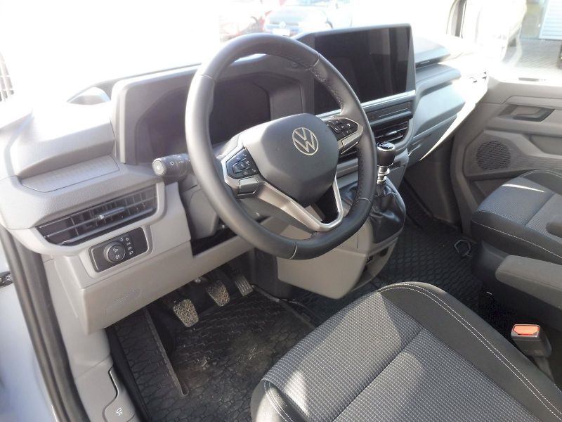 Volkswagen Transporter (2025) Kombi DR 2,0 TDI 110kW - fotka 6 z 27