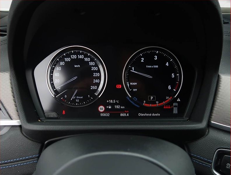 BMW X2 (2019) xDrive18d - fotka 11 z 21