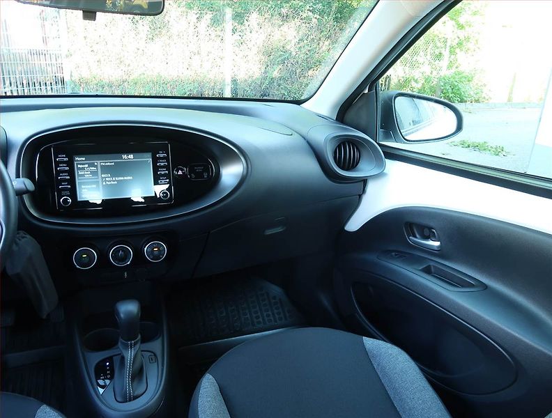 Toyota Aygo (2023) 1.0 VVT-i, Automat, ČR,1.maj - fotka 8 z 18