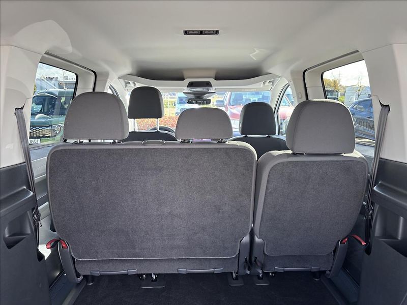 Ford Tourneo Connect 2,0 EcoBlue 90kW Titanium L2 - fotka 12 z 50