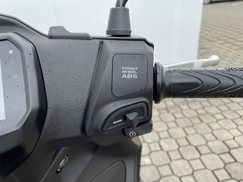 Piaggio (2026) Liberty 125 S EU5+ - fotka 9 z 9