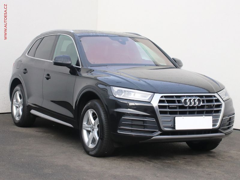 Audi Q5 (2018) 2.0 tfsi quattro, navi - fotka 1 z 3
