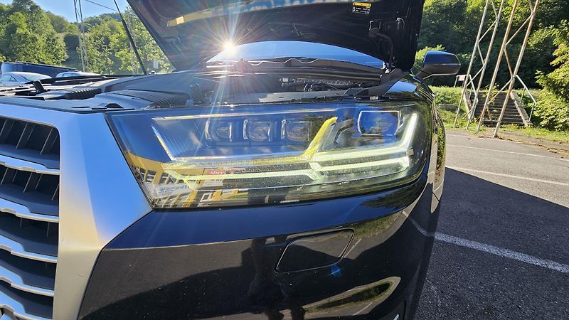 Audi Q7 (2017) 3.0 TDI, CZ, 7míst, Matrix... - fotka 20 z 28