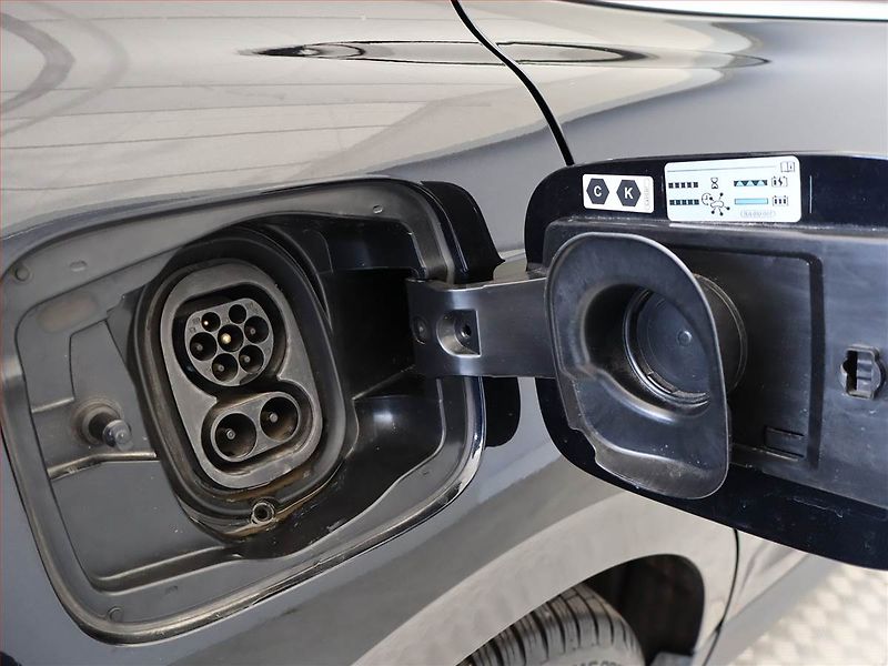 Škoda Enyaq (2021) iV 80 (82 kWh), SoH 88% - fotka 16 z 17