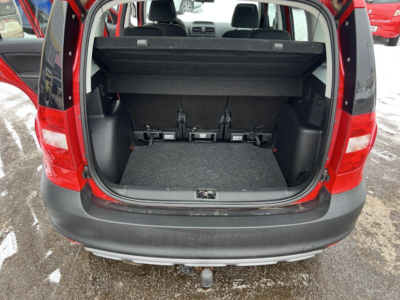 Škoda Yeti 1.2TSI 77KW,1MAJ,TZ,KLIMA,CZ - fotka 17 z 41