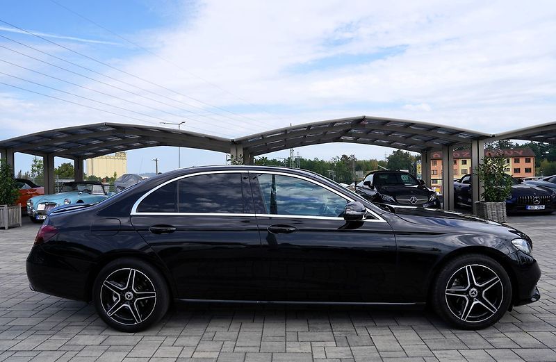 Mercedes-Benz Třídy E E 220d AMG/LED/AT9/kůže - fotka 7 z 46