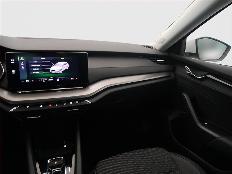 Škoda Octavia (2023) Ambition 2.0 TDI, digi klima - fotka 8 z 14