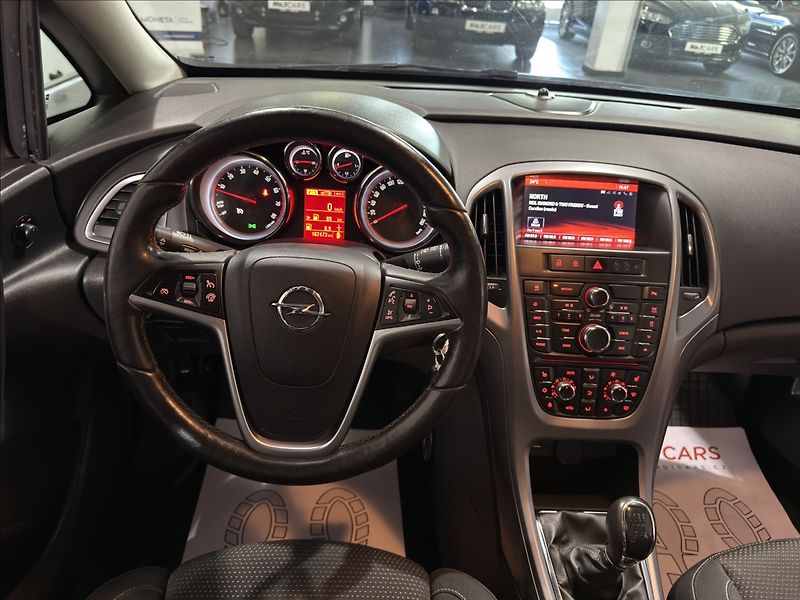 Opel Astra 1,4   T SPORT ENERGY BI-XENON - fotka 22 z 38