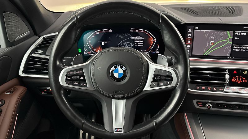 BMW X5 30d AUT xDrive M-paket - fotka 9 z 29