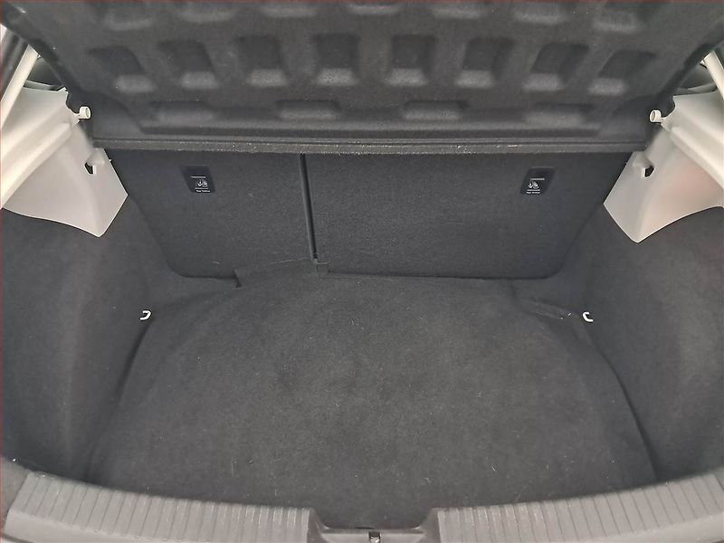 Seat Leon (2014) 1.2 TSI, Park. senzory - fotka 13 z 16