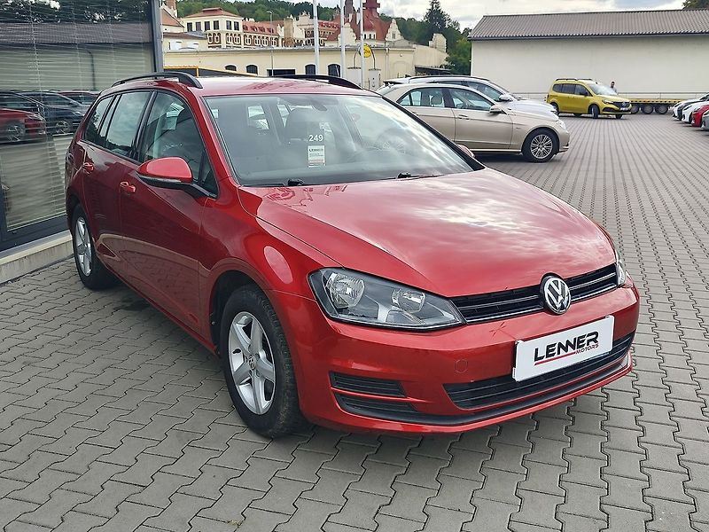 Volkswagen Golf 1.2 TSI/63kW Trendline - fotka 3 z 36