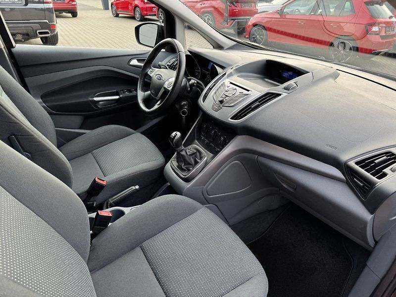 Ford Grand C-MAX (2011) 1.6i Ti-VCT Klima Winter Paket - fotka 13 z 49