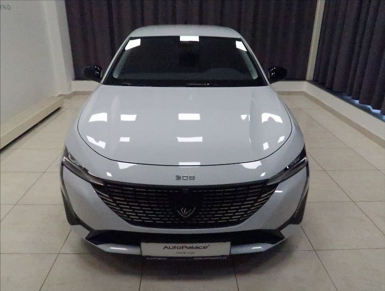 Peugeot 308 1,5 BlueHDi  AT ALLURE NAVI ČR - fotka 3 z 47