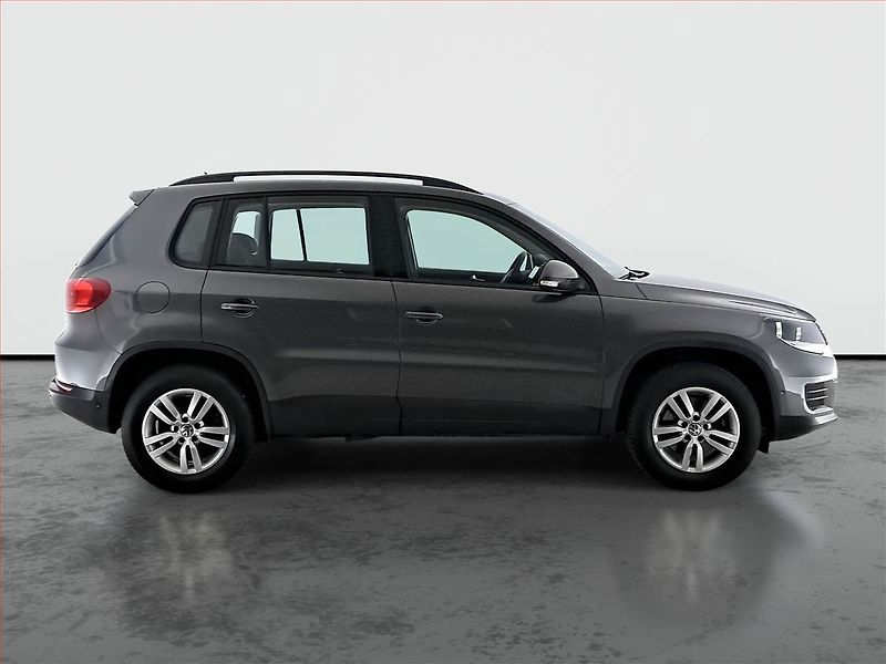 Volkswagen Tiguan (2013) 2.0 TDI, Park. senzory - fotka 6 z 22
