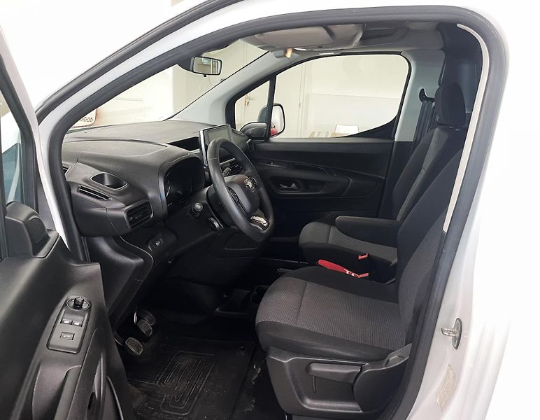 Toyota ProAce City 1.5 D-4D 100 Active SWB, ČR - fotka 10 z 22