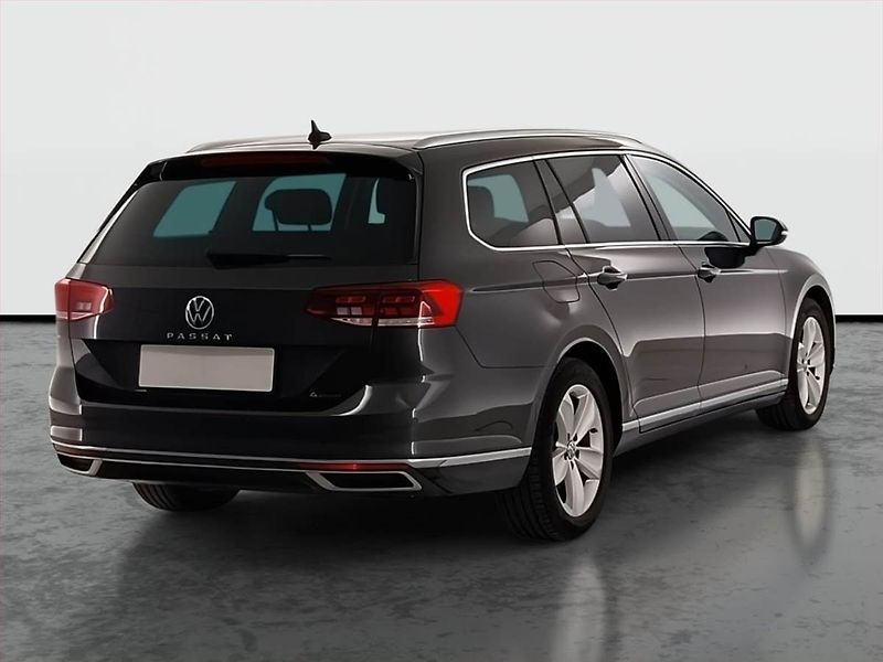 Volkswagen Passat (2022) Elegance 2.0 TDI, 4X4 - fotka 5 z 23