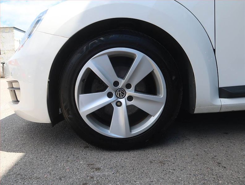 Volkswagen Beetle (2013) 1.2 TSI, Serv.kniha, Tempomat - fotka 14 z 16
