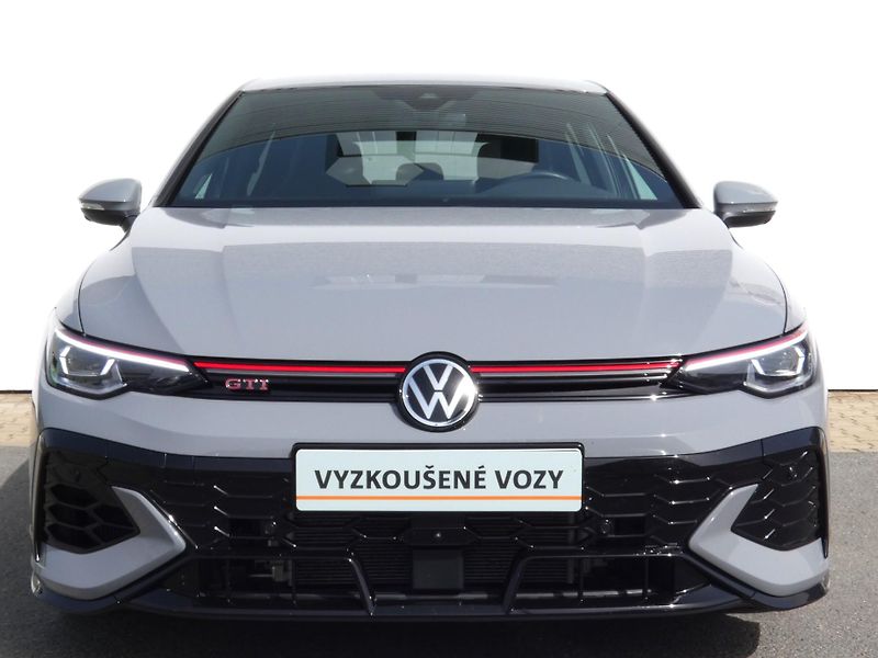 Volkswagen Golf GTI Clubsport Performance 2.0 - fotka 4 z 30