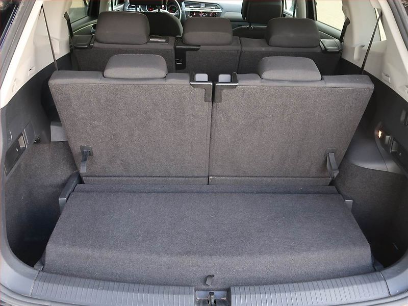 Volkswagen Tiguan Allspace (2018) Comfortline 2.0 TDI, Automat - fotka 14 z 19