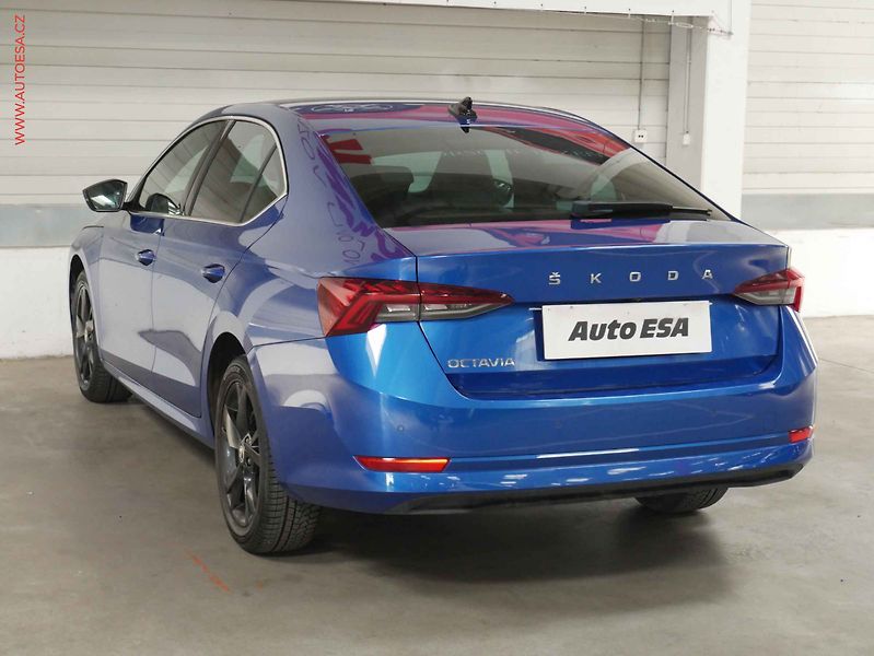 Škoda Octavia (2022) 2.0 TDi, 1.maj,ČR, Style - fotka 4 z 22